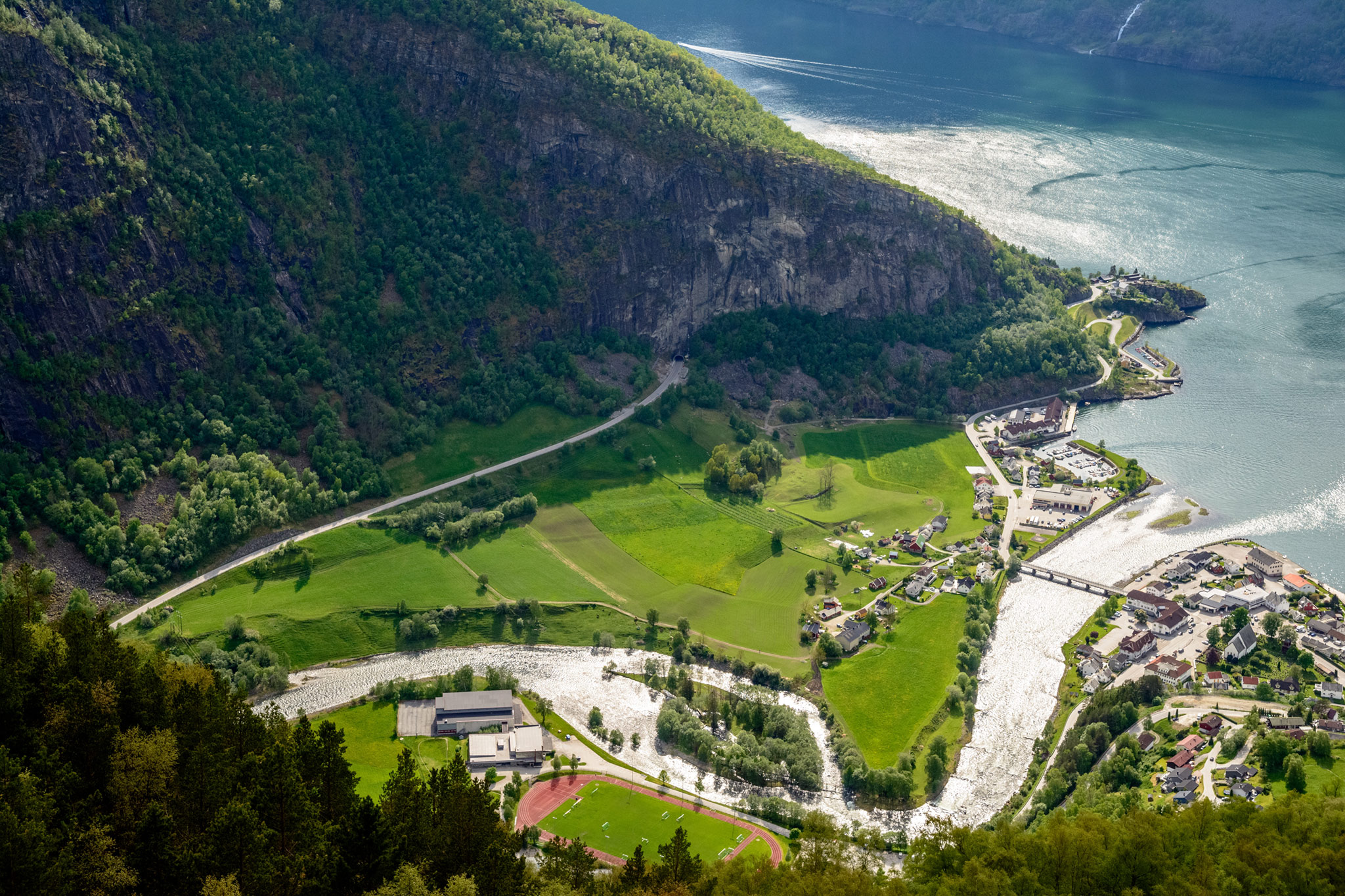 Stegastein, Aurlandsvangen